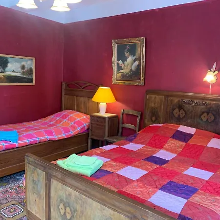 Casa de Férias L'ancien Cafe Arfeuilles