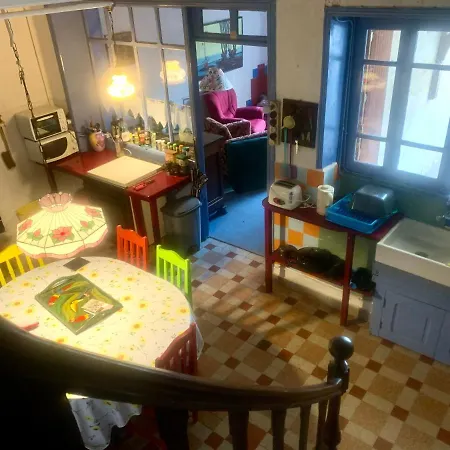 L'ancien Cafe Casa de Férias